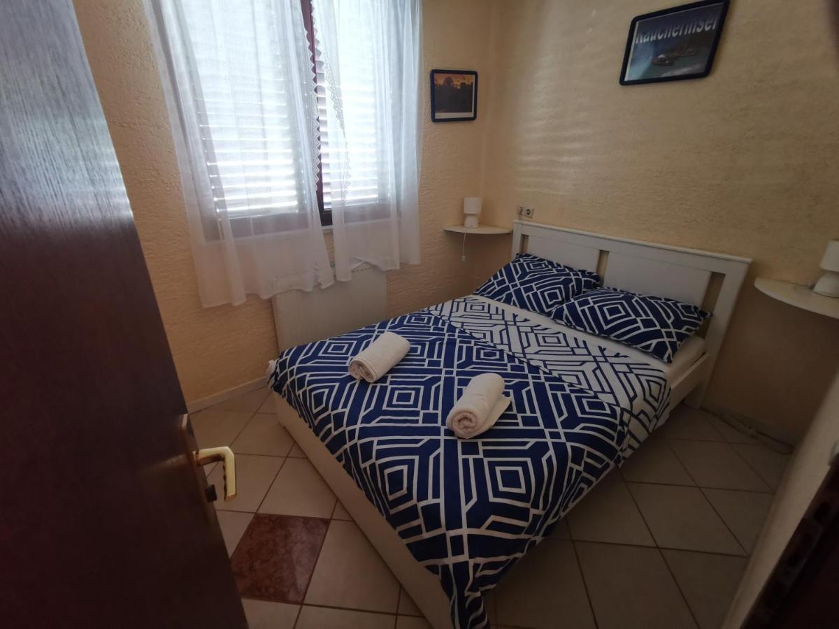 Guest House Dijana Kraljevica Bagian luar foto