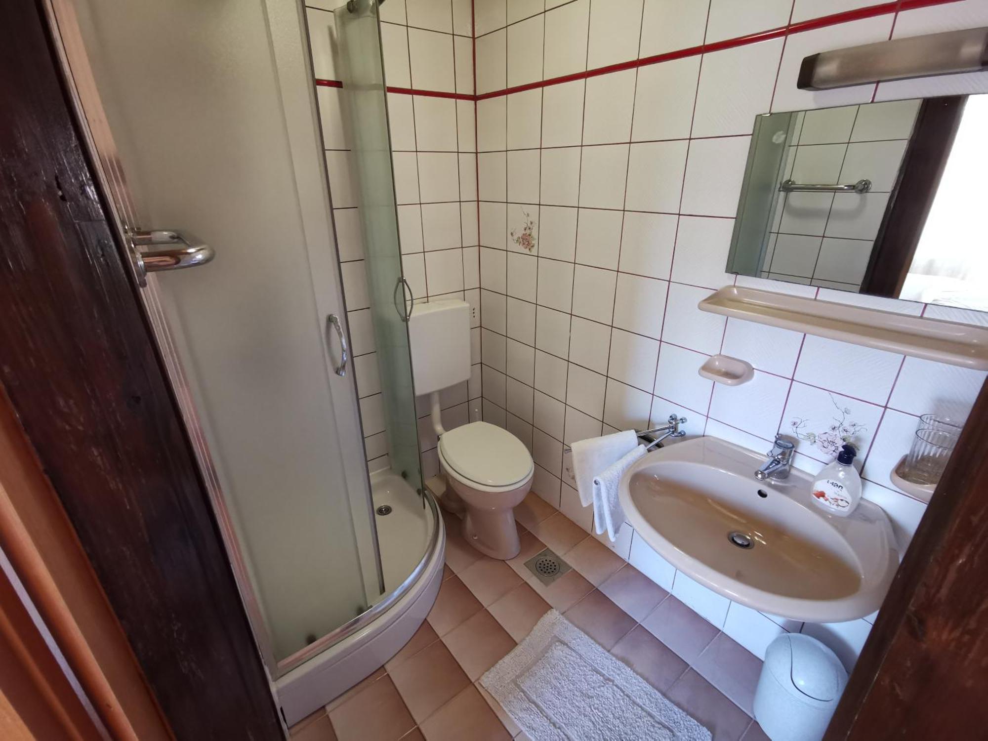 Guest House Dijana Kraljevica Bagian luar foto