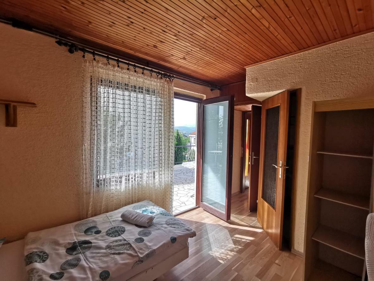Guest House Dijana Kraljevica Bagian luar foto